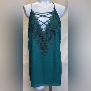Nine Britton Women’s Beautiful Lace Top Size XL Color Green